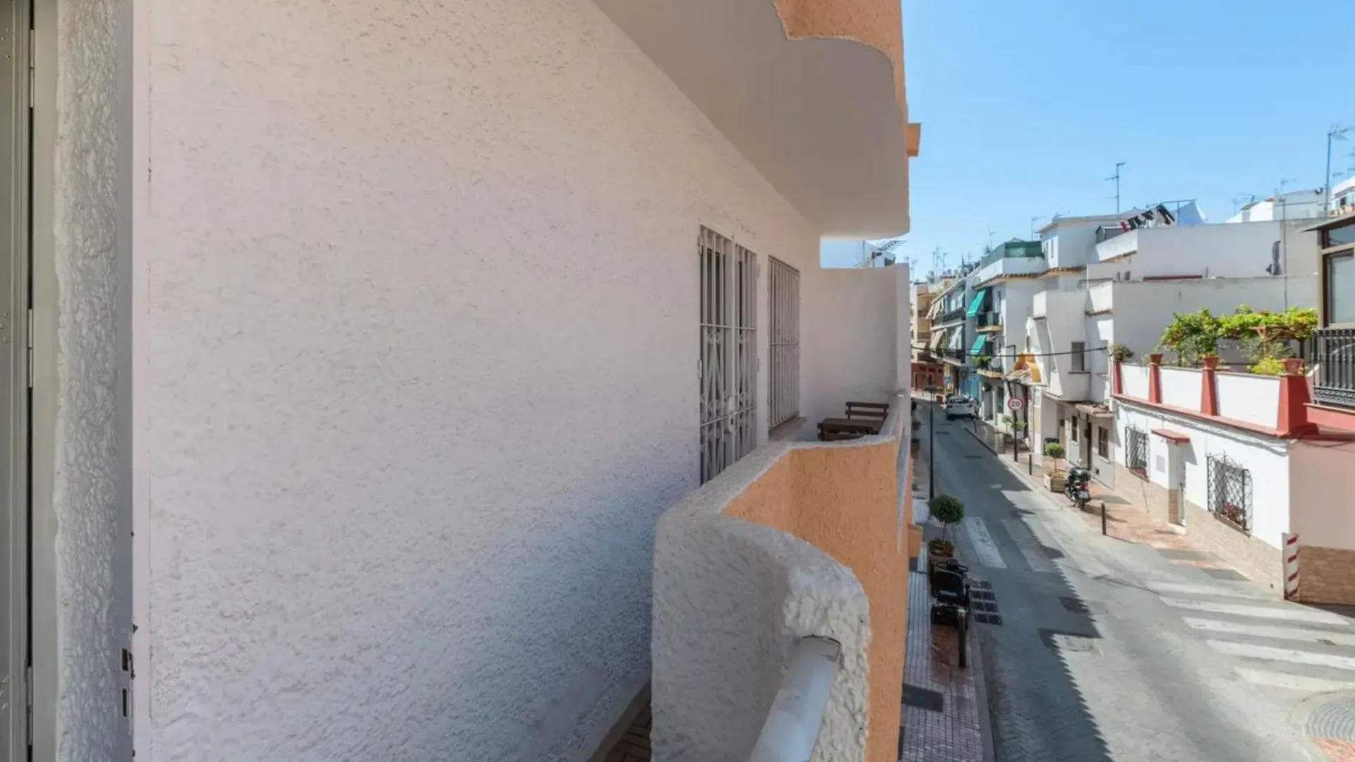Spacious 3Br Walk To Beach & Old Town Marbella