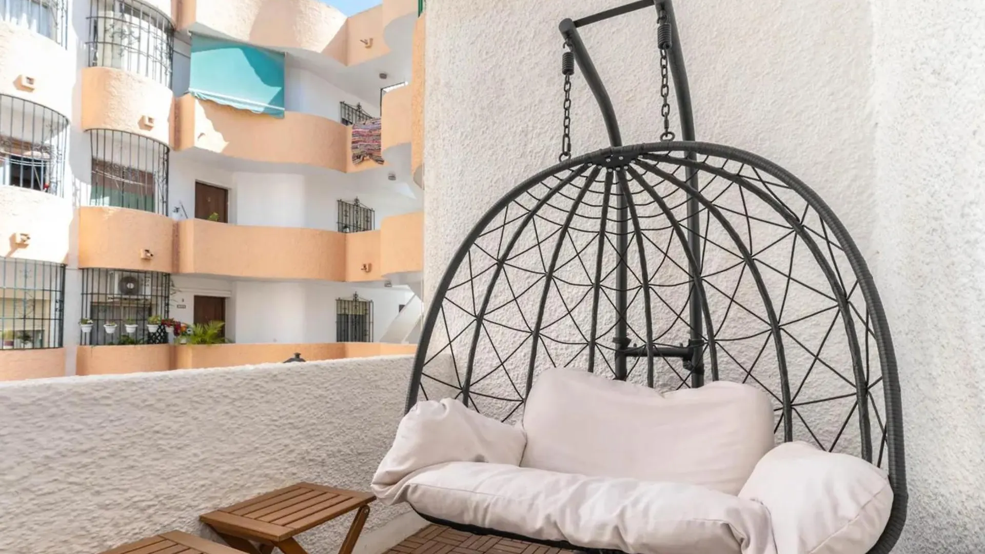 Apartment Spacious 3Br Walk To Beach & Old Town Marbella