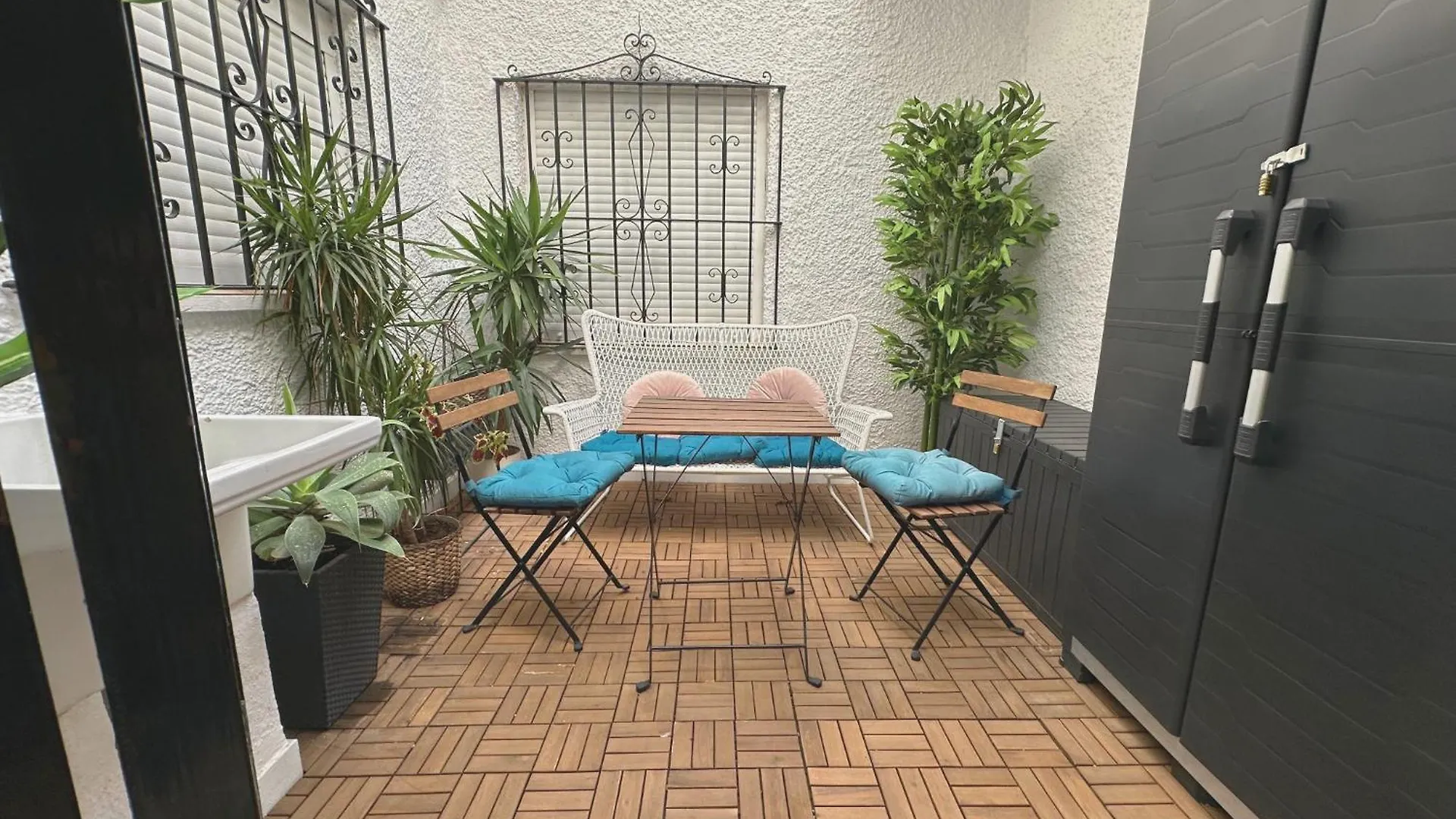 Spacious 3Br Walk To Beach & Old Town Marbella 0*,  Spain
